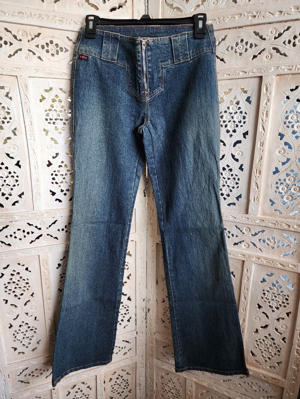 NWOT Vintage Y2K First Kiss Low Rise Flared Denim Jeans- Size 1 Juniors